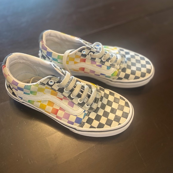 Rainbow Checkered Vans Size 2 kids - Picture 6 of 7